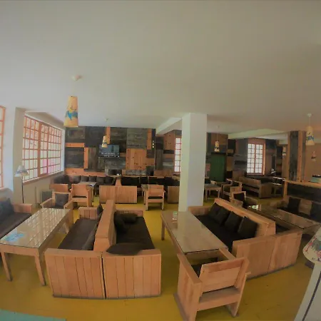 Carobni Breg Hotel *